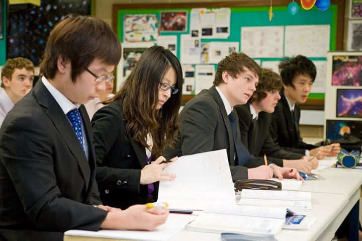 171844_143953302335636_7182293_o